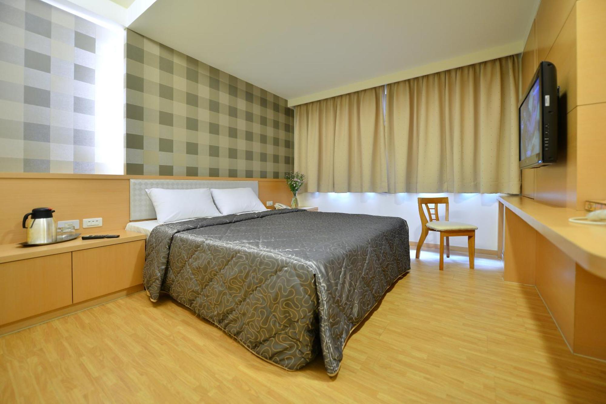Ing Wang Hotel Tajnan Kültér fotó